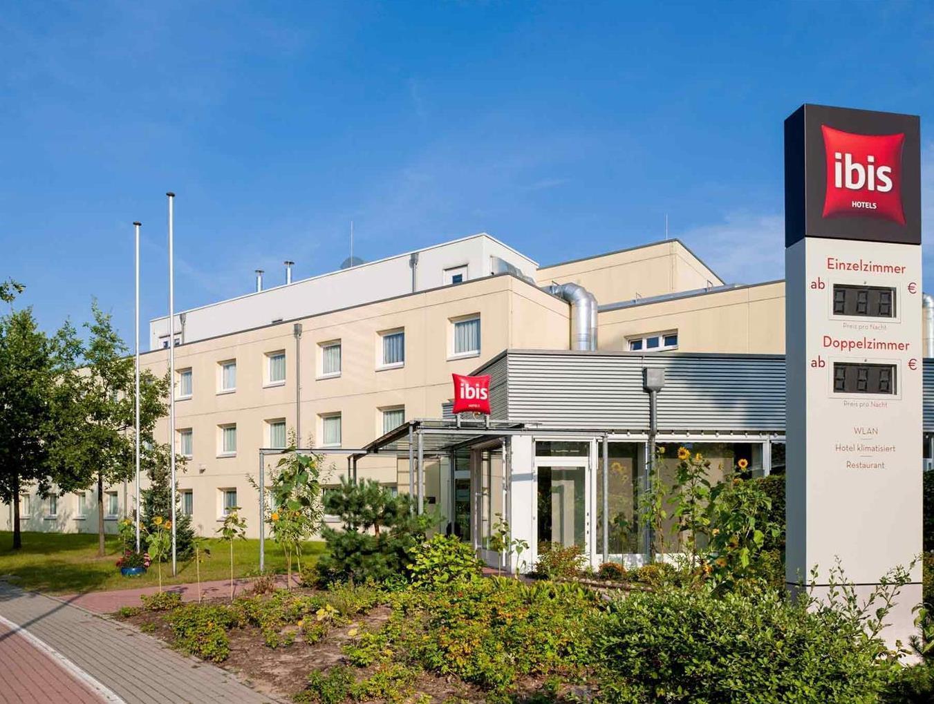 Ibis Berlin Dreilinden Hotel Kleinmachnow Buitenkant foto