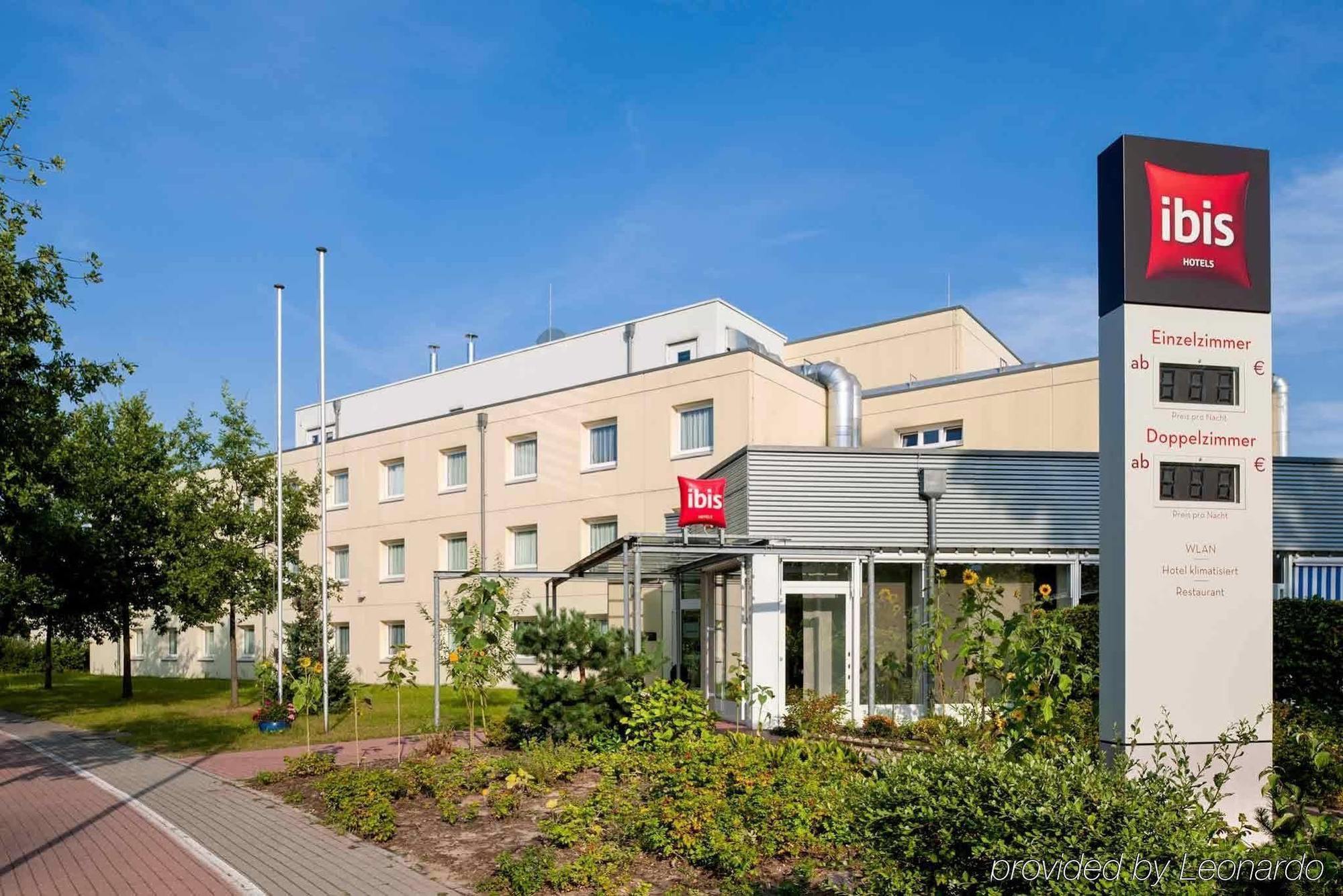 Ibis Berlin Dreilinden Hotel Kleinmachnow Buitenkant foto